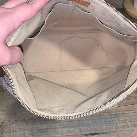 Louis Vuitton AZUR Tan and White Checkered Crossbody Bag - Picture 3 of 15